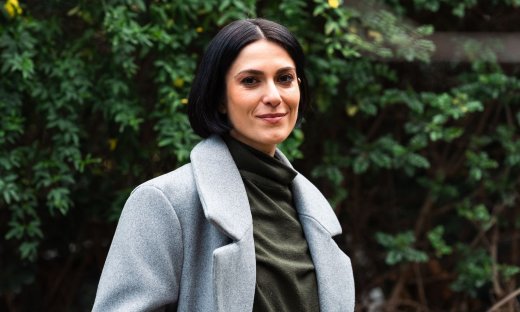 Μπαμπά, σ'αγαπώ - Θεόβη Στύλλου: «Έφυγα από τη δικηγορία και τελικά υποδύομαι τη δικηγόρο»