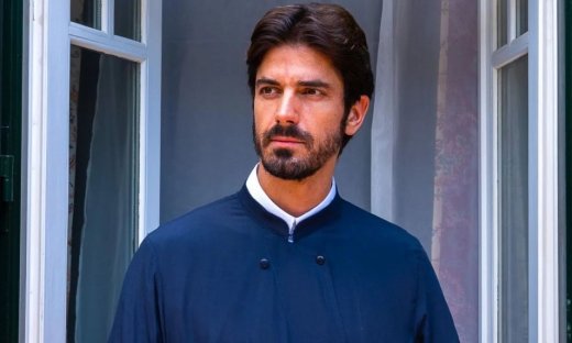 Γκοτσόπουλος: O ρόλος του παπά, η προσωπική του ζωή και η σχέση του με τον Θεό