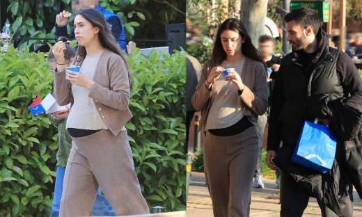 Άννα Πρέλεβιτς: Χαλαρή βόλτα στη Γλυφάδα με τον Νικήτα Νομικό! Η φουσκωμένη κοιλίτσα και το παγωτό