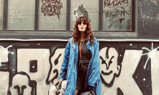 Κωνσταντάκη: «Έκανα πλαστική στη μύτη. Δεν μου αρέσουν τα δόντια μου, να τα αλλάξω τώρα στα 50 μου;»