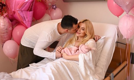 Καινούργιου: To ξεχωριστό δώρο που έλαβε για την κόρη της από τον αδελφό του Παναγιώτη Κουτσουμπή