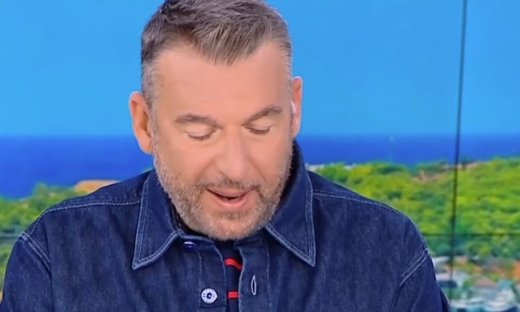 «Πάγωσε» ο Λιάγκας στον αέρα όταν έμαθε για τον θάνατο: «Πέθανε; Συγνώμη, δεν το γνώριζα»