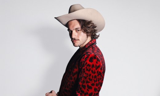 Eurovision 2026 - Μάλτα: Ο AIDAN και η εκρηκτική του παρουσία στη σκηνή
