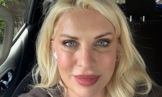 Ελένη Μενεγάκη: 2+1 νέες φωτό και το μήνυμα: «Θέλω να είμαι ο λόγος που χαμογελάς»