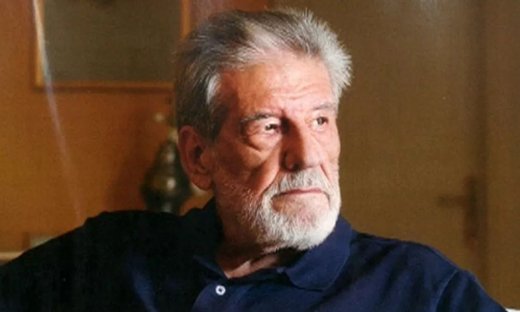 Η αποκάλυψη για τη σκηνή «Στάσου μύγδαλα»! Το νησί, το βαρύ κοστούμι και η ατάκα που έγραψε ιστορία