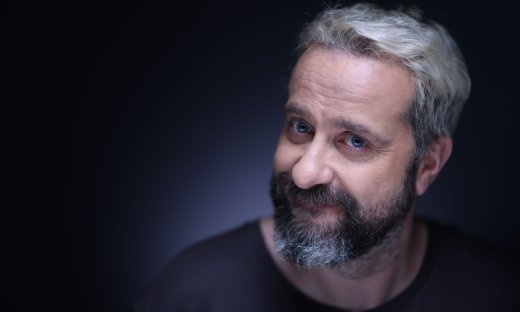 Ζήσης Ρούμπος στο gossip-tv:Η οικογένεια κρατιέται ενωμένη με την τήρηση της συναισθηματικής λογικής