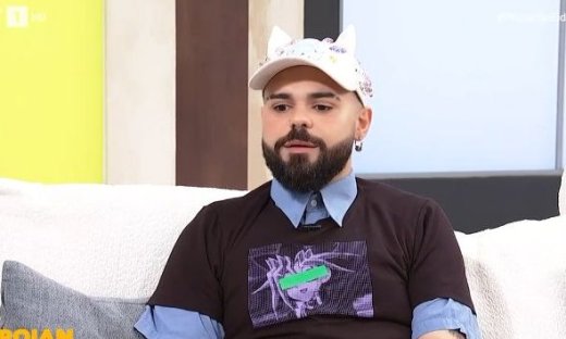 Akylas: Συγκινεί για την μητέρα του στην πρώτη τηλεοπτική εμφάνιση - «Προσπαθούσε να...»