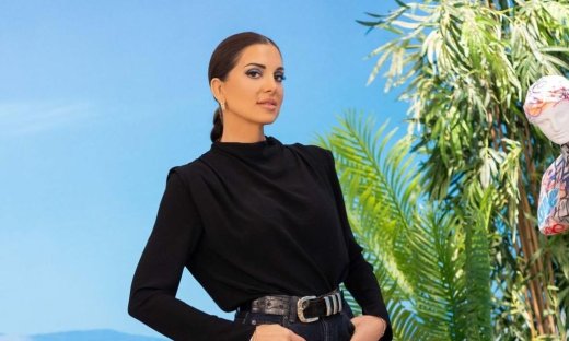 Σταματίνα Τσιμτσιλή: Η σπάνια φωτογραφία με τη μητέρα και την αδελφή της που συγκέντρωσε τα βλέμματα