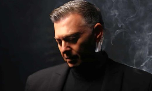 Κυκλοφορεί το νέο πλατινένιο album του Νίκου Μακρόπουλου