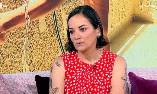 Κατερίνα Τσάβαλου: «Η μυρωδιά της ήταν κάπως. Χάλασε η φιλία μας»