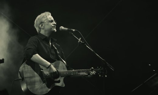 Ο Μίλτος Πασχαλίδης στο Δημοτικό Θέατρο Λυκαβηττού την Τετάρτη 23 Σεπτεμβρίου