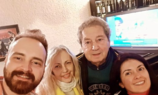 «Ο πατέρας μας δεν ήταν ούτε μόνος, ούτε ξεχασμένος»: Ξεσπά ο γιος του Μιχάλη Μόσιου ,Γιάννης