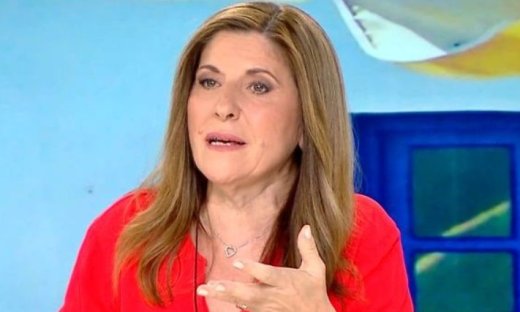 Στέλλα Κονιτοπούλου: Έτυχε να ακούσω ένα παλιό δικό μου τραγούδι και δυσκολεύτηκα να το αναγνωρίσω