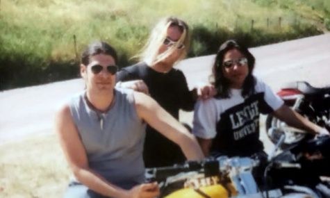 Η νέα συγκινητική ανάρτηση του Γιώργου Ελευθέρα, λίγο πριν το τελευταίο αντίο στον Λορέντζο Καριέρε