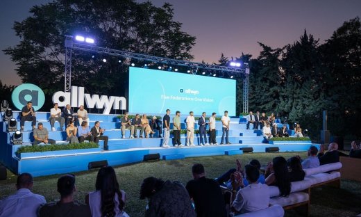 Οι πρωταγωνιστές των μεγάλων διακρίσεων μιλούν για όσα συμβαίνουν μακριά από τα φώτα