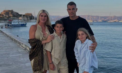 Στέλιος Χανταμπάκης – Όλγα Πηλιάκη: Οικογενειακές διακοπές στην Κέρκυρα