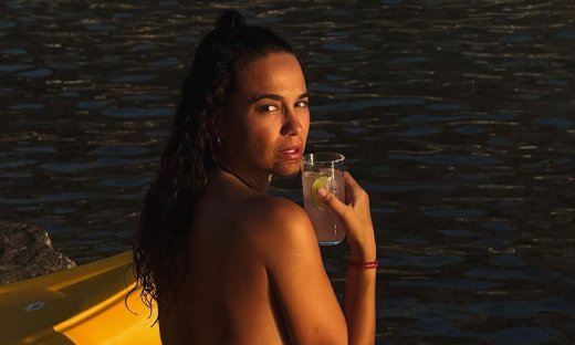 Πλάκα: «Η ψυχοθεραπεία μόνη της δεν κάνει τίποτα, αν δεν υπάρχει η διάθεση να αλλάξει κάτι μέσα σου»