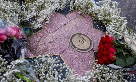Ντόλι Πάρτον: Το συγκινητικό «αντίο» της Τέιλορ Σουίφτ & των μεγάλων σταρ στη θρυλική τραγουδίστρια