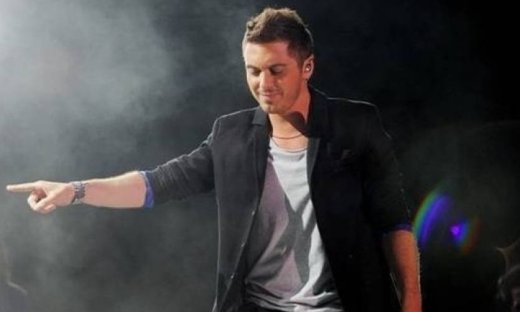 Ράκος ο Μιχάλης Χατζηγιάννης: Το συγκλονιστικό ακαπέλα αντίο στον Μαζωνάκη που ραγίζει καρδιές