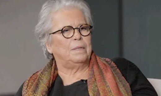 Δήμητρα Γαλάνη: «Την ελευθερία στον καλλιτέχνη δεν μπορεί να την απαγορεύσει κανείς»
