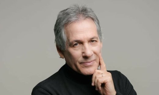 Θάνος Καληώρας: Αν δεν έχεις την αποδοχή του κόσμου, ποιος ο λόγος της ύπαρξής σου καλλιτεχνικά;