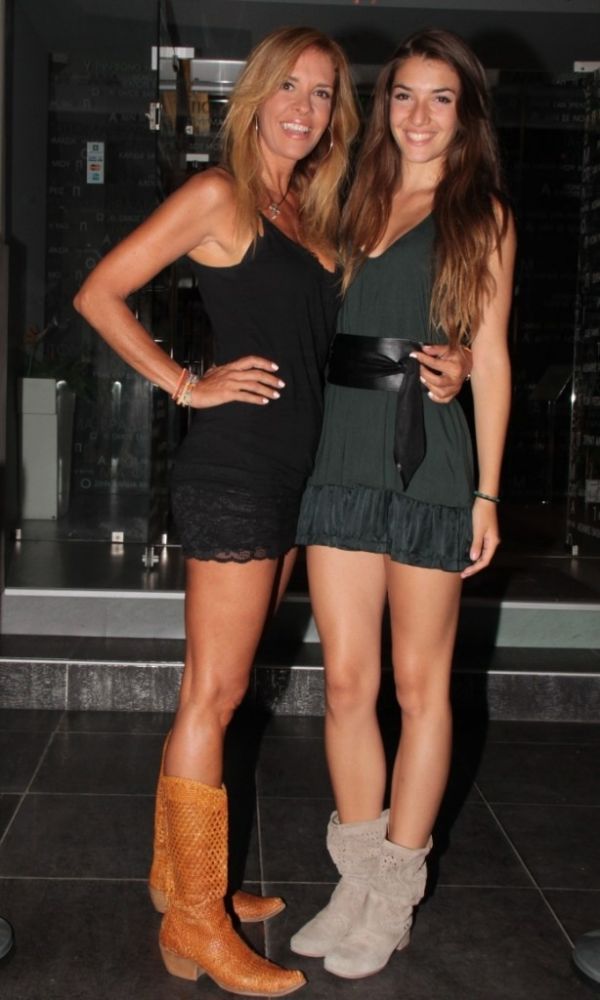 Μα δεν σκάτε βρε κορίτσια;