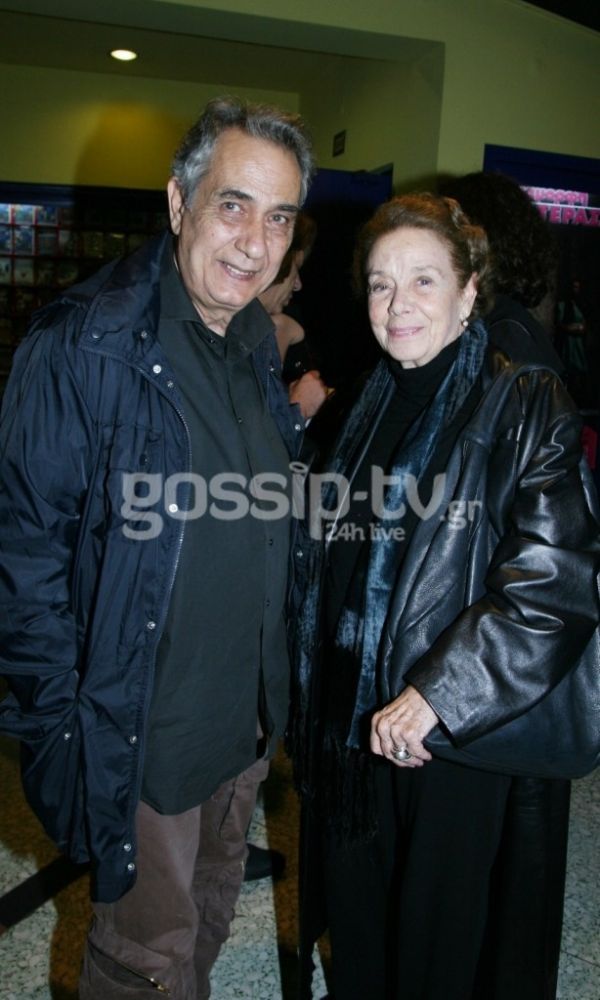 Πλήθος επωνύμων στην πρεμιέρα του Άγγελου Αντωνόπουλου!