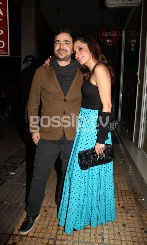 Παπουτσάκη-Πιλαφάς: Καυτά φιλιά στην πρεμιέρα 