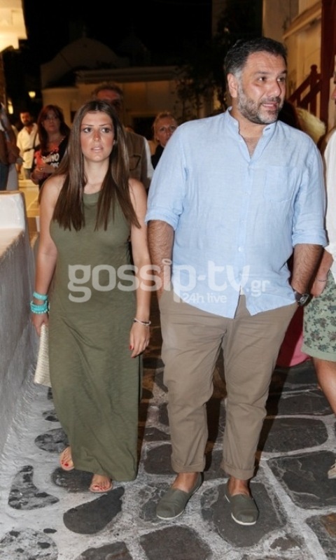 Από τη Νάξο στη Μύκονο με την κοιλιά να μεγαλώνει!