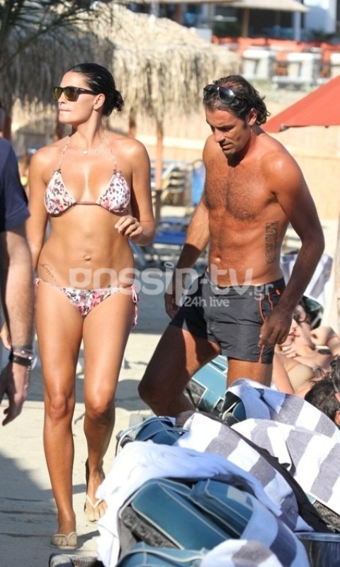 Μήνας του μέλιτος στην Ελλάδα για τον Ρομπέρ Πιρές και την Ελληνογαλλίδα σύζυγό του Τζέσικα Λαμέρ στην Μύκονο!