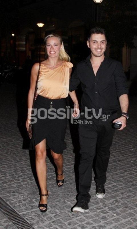 Τι και αν έχασε το Dancing, η Ζέτα χαμογελά στην αγκαλιά του Μιχάλη!