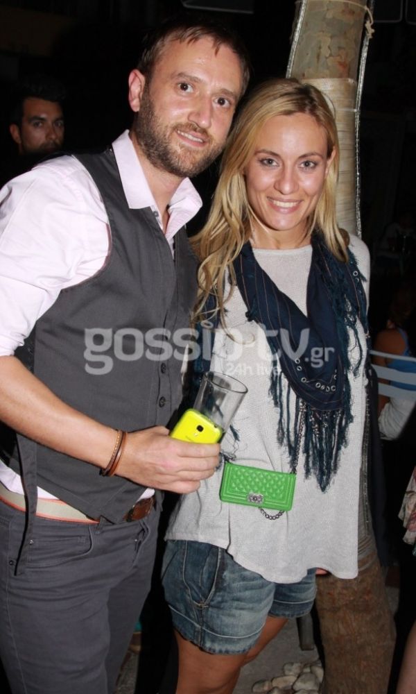 Γενέθλια με καλούς φίλους για τον Αργύρη Αγγέλου!