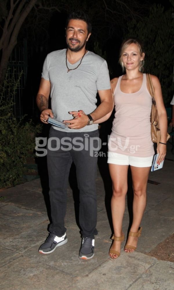 Το διεθνές Φεστιβάλ χορού και μουσικής, Earthdancers παρακολούθησαν χθες βράδυ οι επώνυμοι