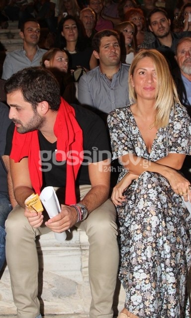 Μαρία Ηλιάκη: Πρώτη δημόσια εμφάνιση με νέο συνοδό! (φωτό)