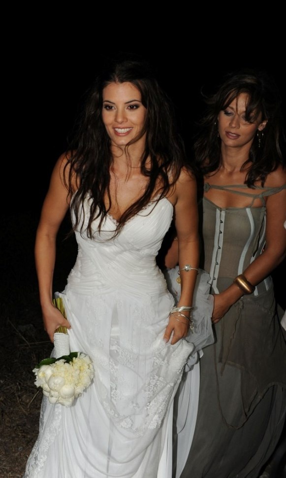 Οι πρώτες φωτό από τον γάμο Κορινθίου- Αϊβάζη