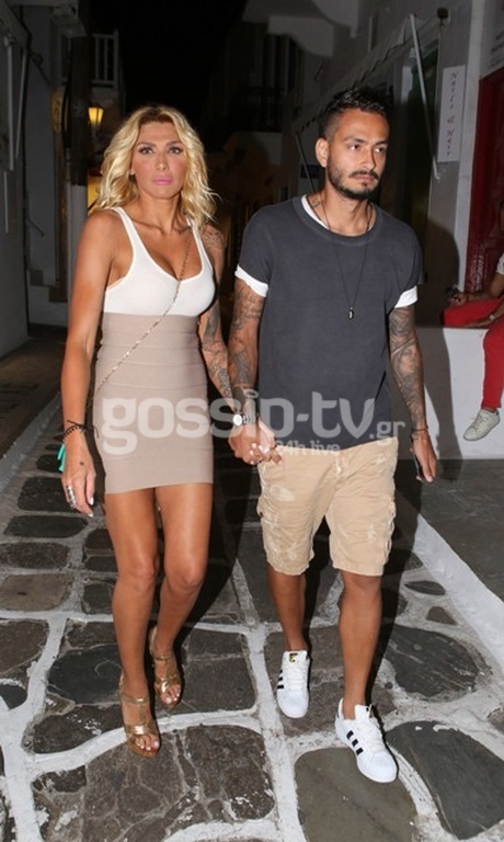 Γκέντσογλου-Ηλιάδη: Μετά την Πάρο, τώρα και στη Μύκονο για διακοπές ο Σάββας και η Αγγελική! (φωτό)