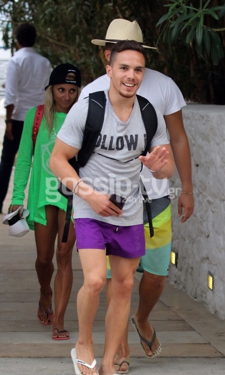 Πετρούνιας – Μιλλούση: Απολαμβάνουν τις διακοπές τους στη Μύκονο