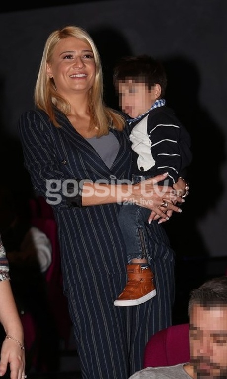 Φαίη Σκορδά: Με τον γιο της Δημήτρη στο σινεμά