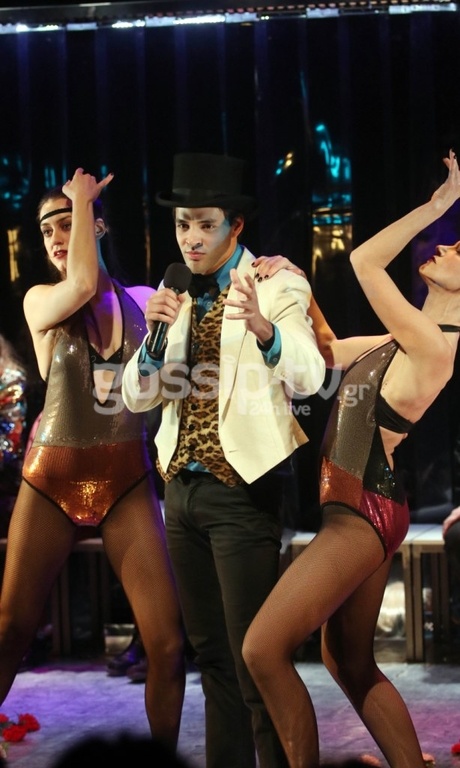 Επίσημη πρεμιέρα για την παράσταση «Αυτή η νύχτα μένει»