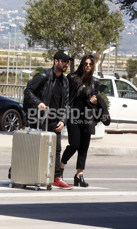 Γιώργος Παπαδόπουλος: Με το κορίτσι του στο αεροδρόμιο