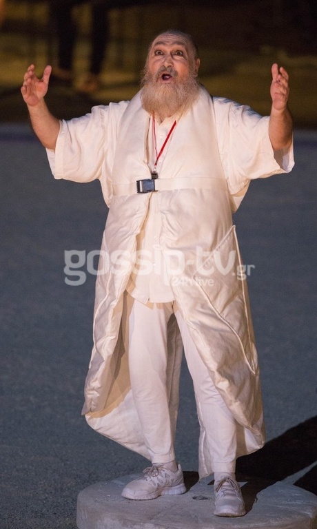 Τζίμης Πανούσης: Σπάνιο φωτογραφικό υλικό με την κόρη και τη σύζυγο του