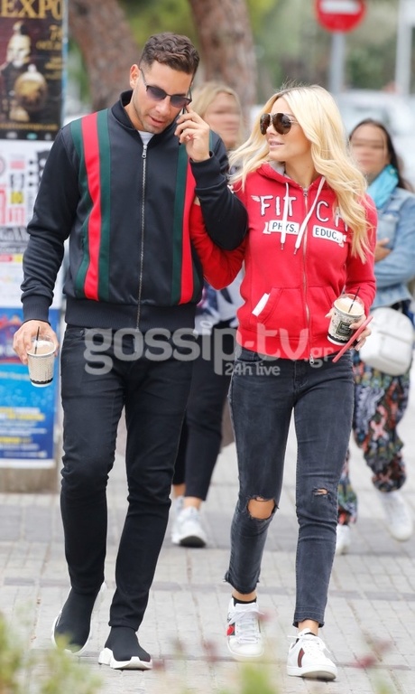 Βασίλης Μιχαήλ – Ζόζεφιν Βέντελ: Βόλτα στη Γλυφάδα!