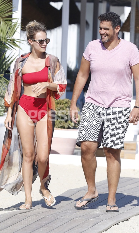 Δημήτρης Ουγγαρέζος - Ιλένια Ουίλιαμς: Οι διακοπές τους στη Μύκονο 