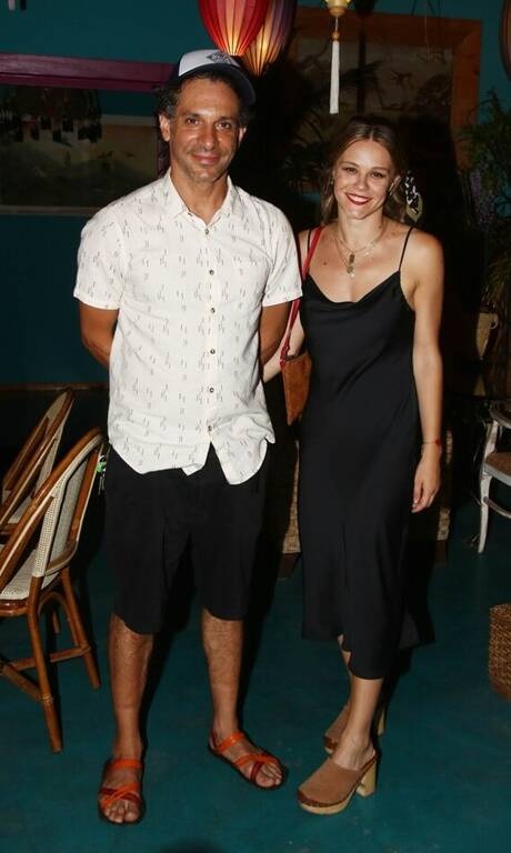 Γεωργία Αβασκαντήρα Η σύζυγος του Γιώργου Χρανιώτη ξέρει πως το στιλάτο look κρίνεται στη λεπτομέρεια. Και τα παπούτσια της είναι αυτή η λεπτομέρεια που την απογείωσε.