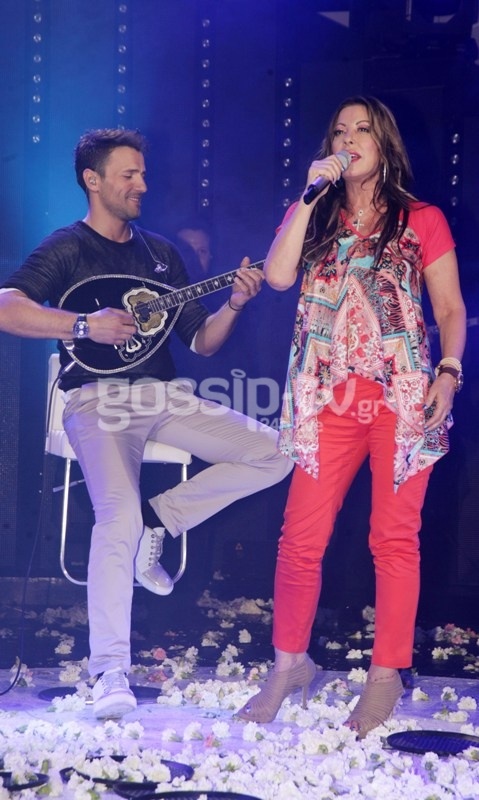 Η Άντζελα Δημητρίου το «’καψε» στον Νίκο Βέρτη! (φωτό)