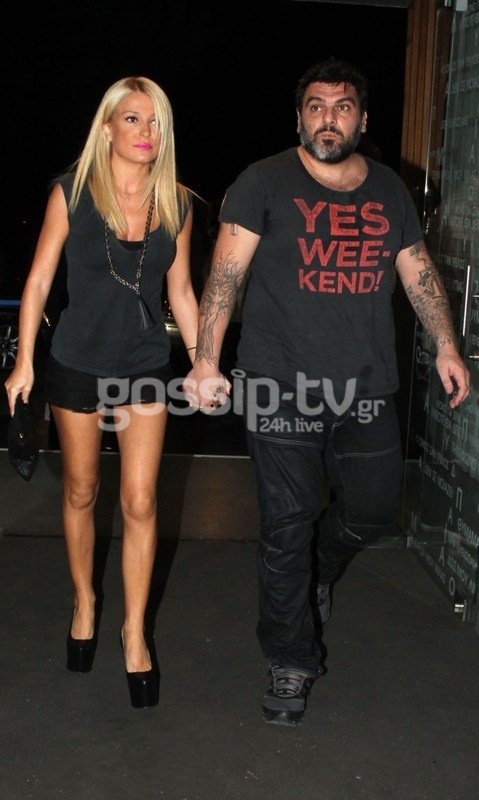 Ο Τόνυ, ο λεκές στην μπλούζα και η ξανθιά αγαπημένη του! (φωτό)