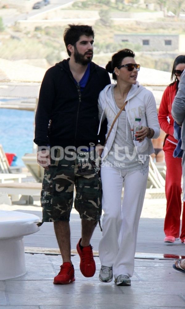 Σίσσυ Φειδά - Γιώργος Ανδρίτσος στον Ορνό για φαγητό 