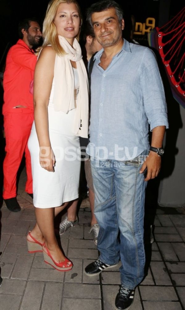 Γωγώ Μαστροκώστα: Παρουσίασε την πρώτη της συλλογή ρούχων!