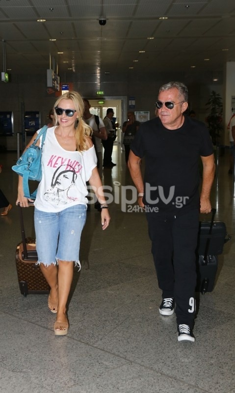 Βαλίτσες για την ΔΕΘ ετοίμασαν Ζήνα-Λύρας (φωτό)