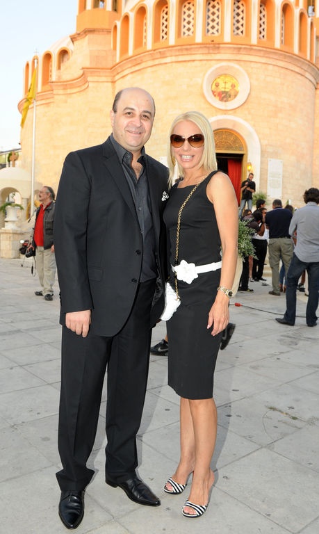 Λεμπέσης-Τραντίδου: Ποιοι επώνυμοι βρέθηκαν στο γάμο του ζευγαριού;